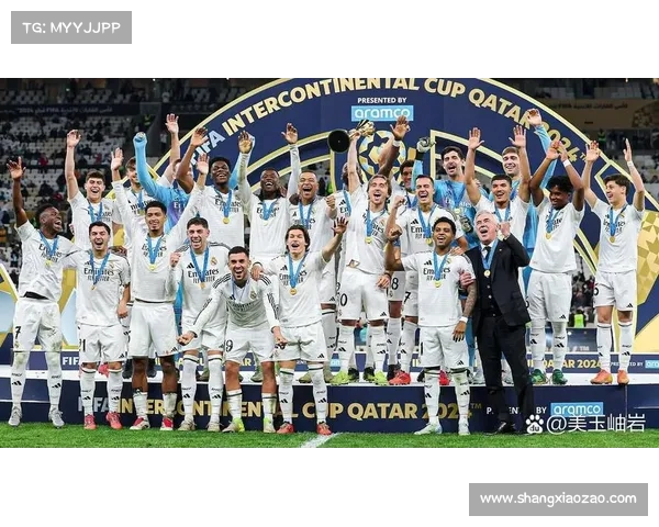 欧冠历史经典瞬间回顾:那些难忘的冠军之战与逆袭时刻 欧冠历史经典瞬间回顾:那些难忘的冠军之战与逆袭时刻